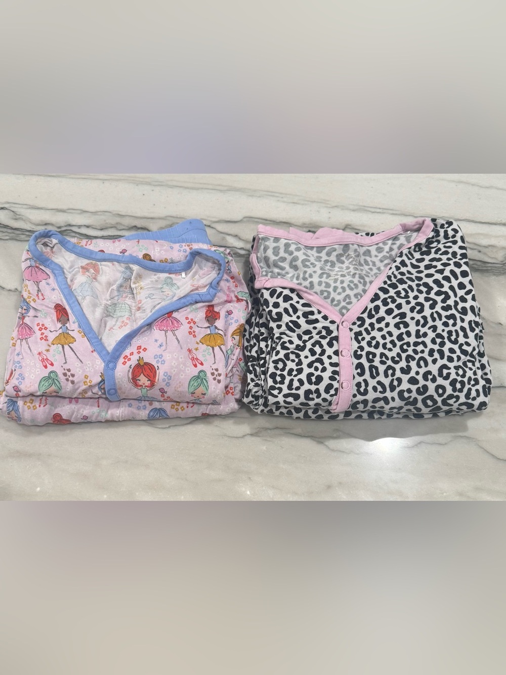Little sleepies women’s pajamas lot L-XL - Picture 3 of 5